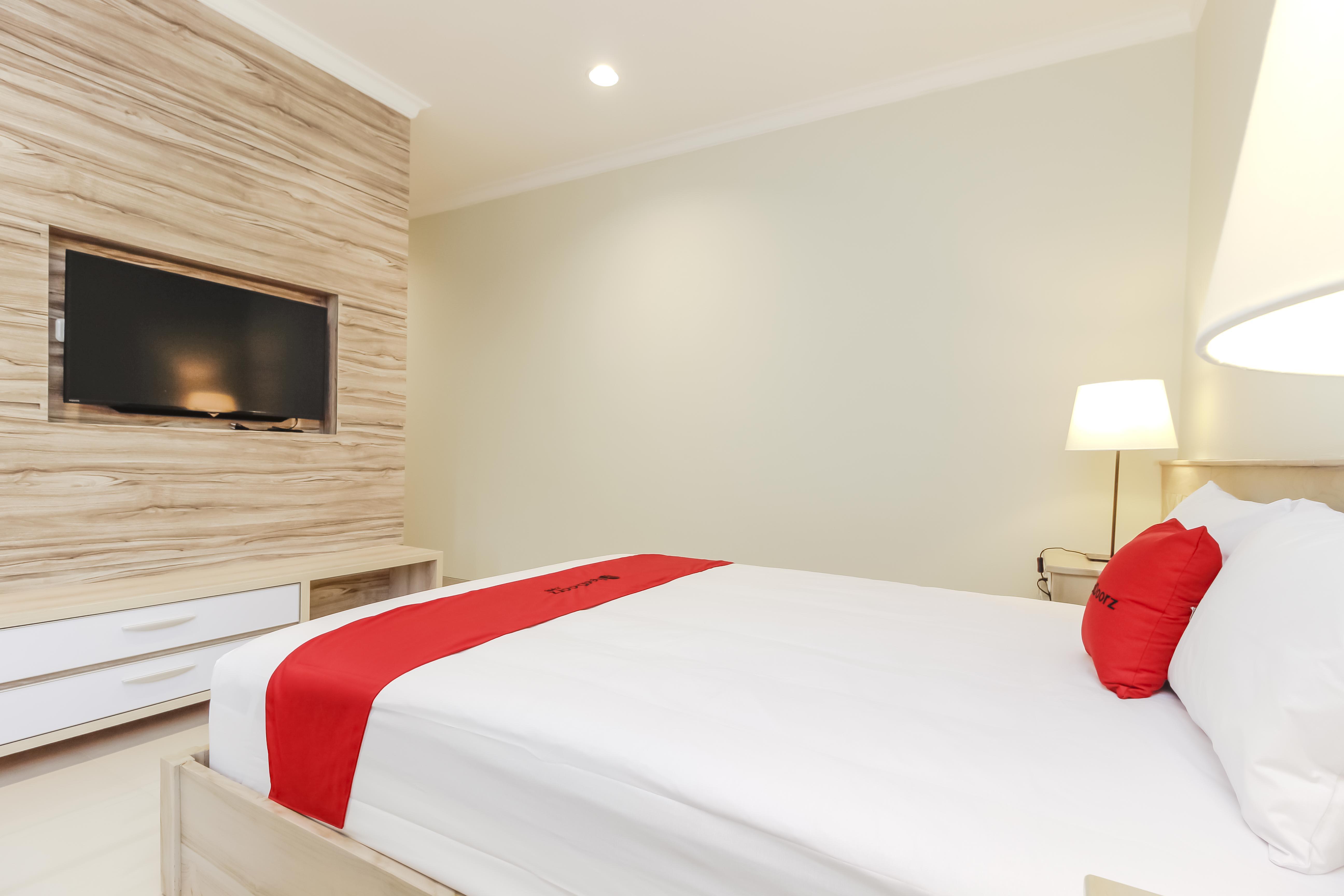 เรดดอร์ซ พรีเมียม เนียร์ รากูนัน ซู 2 Hotel จาการ์ตา ภายนอก รูปภาพ