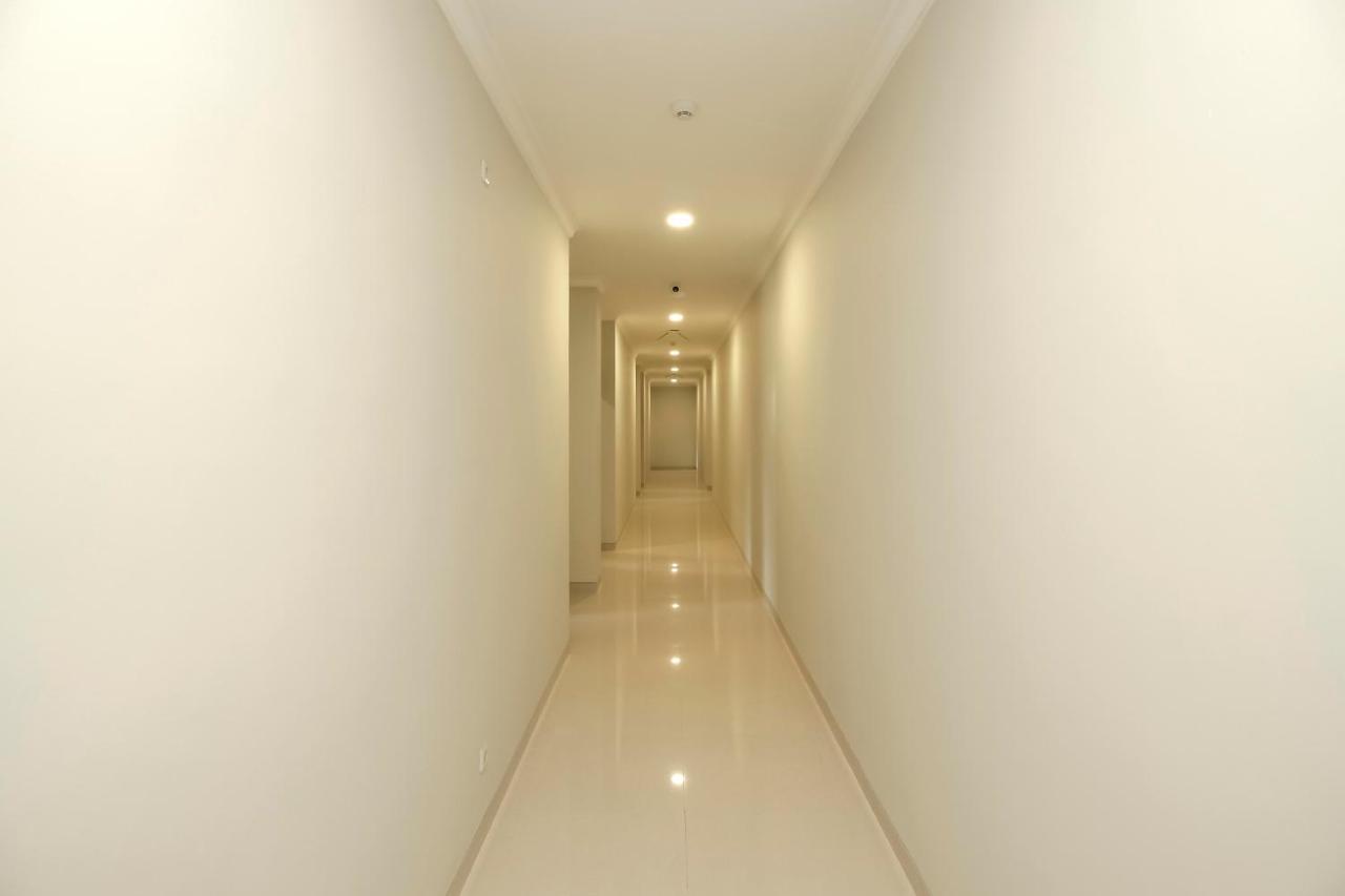 เรดดอร์ซ พรีเมียม เนียร์ รากูนัน ซู 2 Hotel จาการ์ตา ภายนอก รูปภาพ